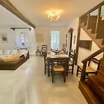 Secret Garden House - Private Garden With Pool